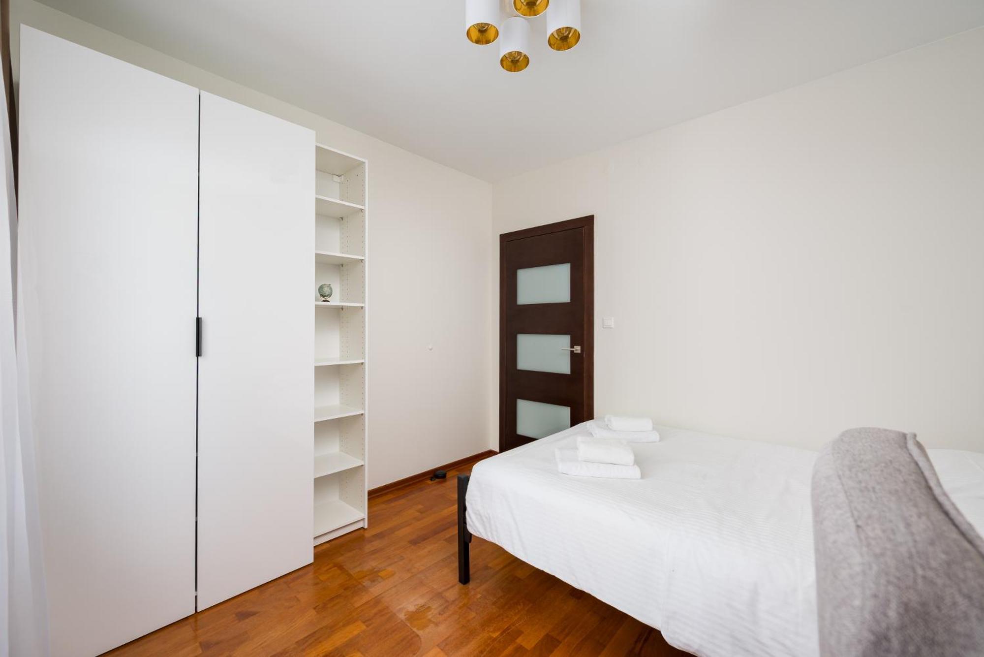 Apartment Metro Wilanowska Cosy Warsaw